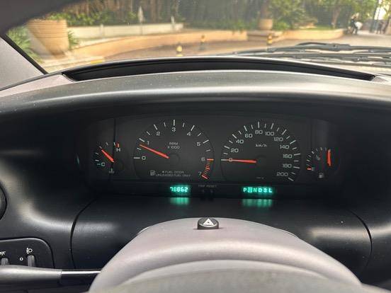 CHRYSLER CARAVAN 3.3 LE 4X2 V6 12V GASOLINA 4P AUTOMÁTICO